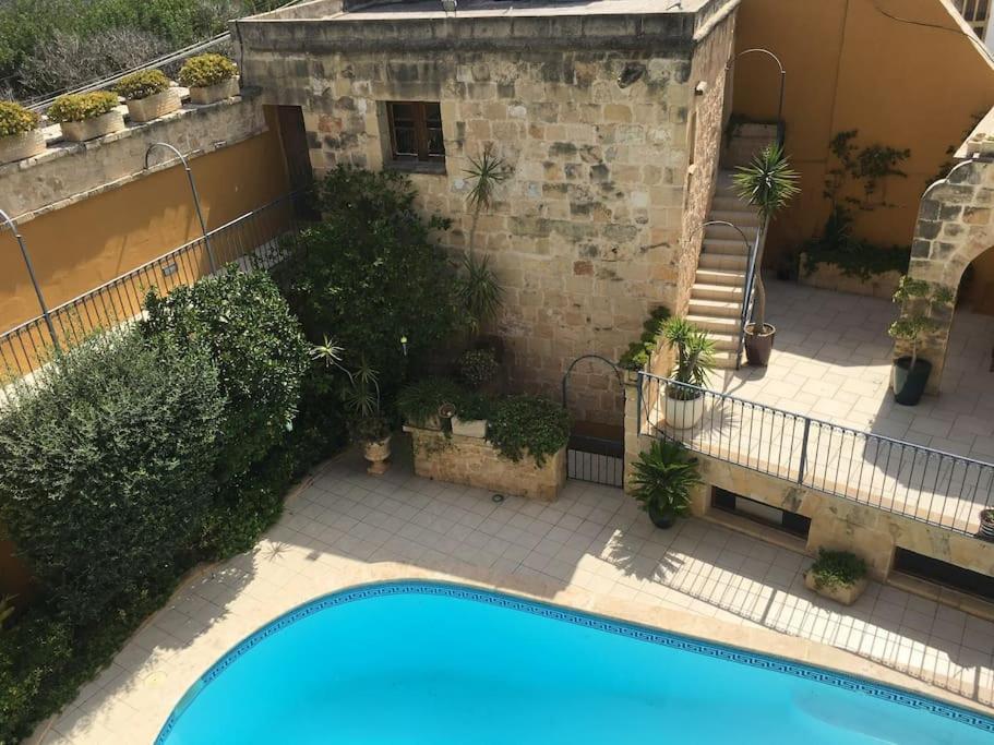 Studio Apartment With Pool In House Of Character. Birkirkara Luaran gambar